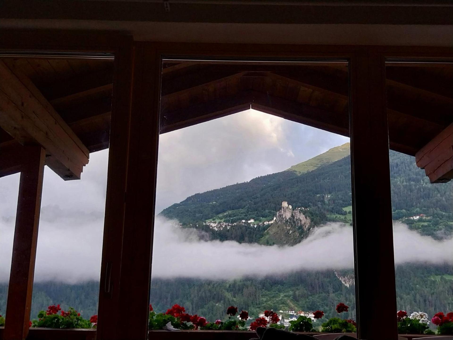 Appartamento Burg Laudegg Blick Faggen Esterno foto
