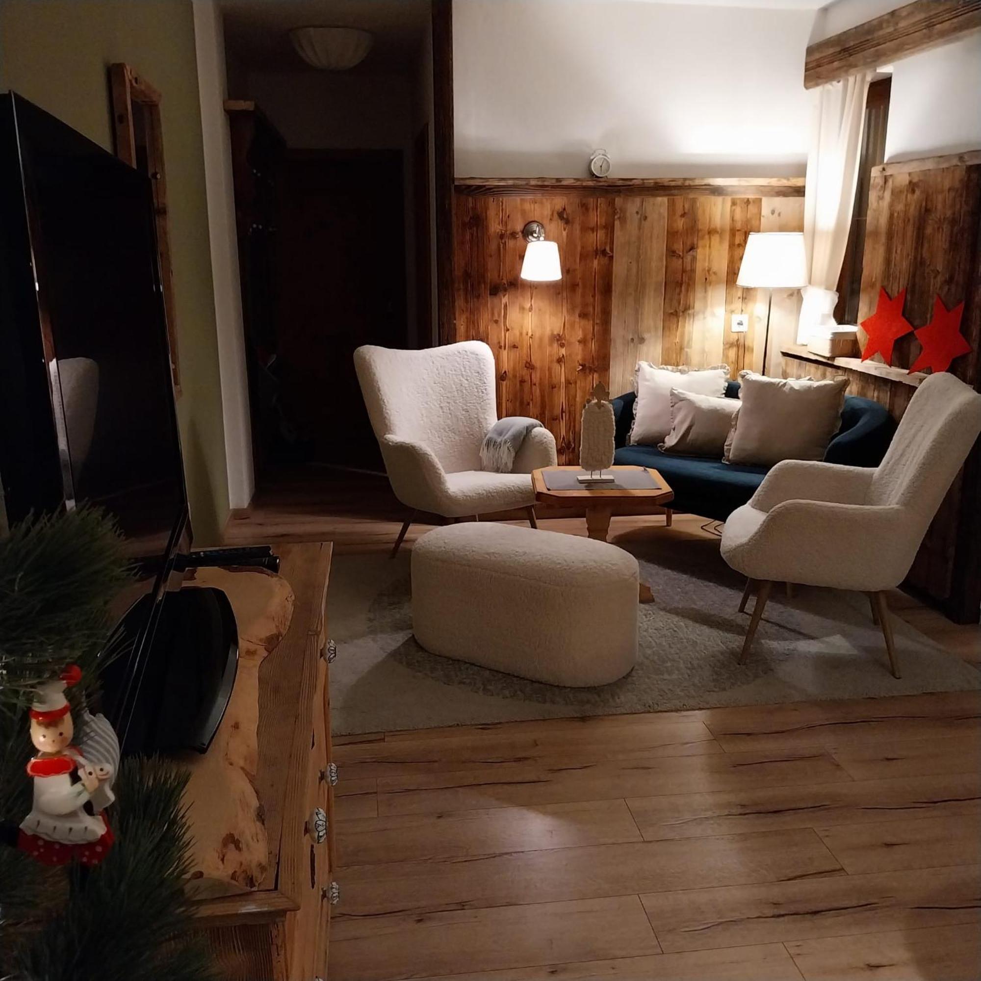 Appartamento Burg Laudegg Blick Faggen Esterno foto